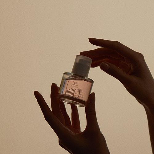 ANILLO Rosy Night Repair Hair Essence 50ml 4